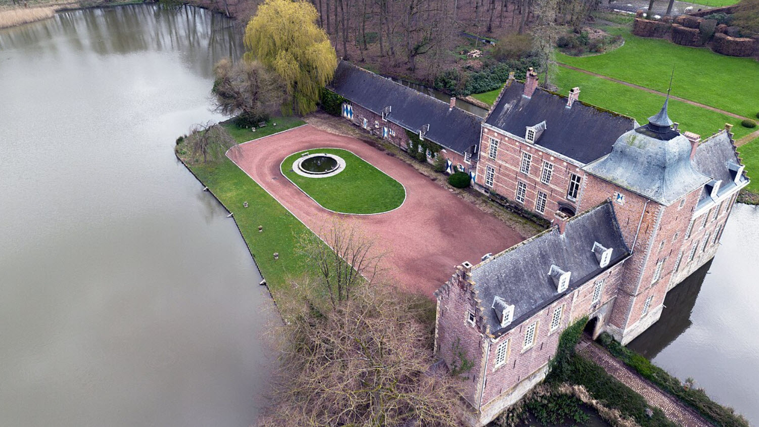 Kasteeldomein Van Nieuwermolen, Belgium